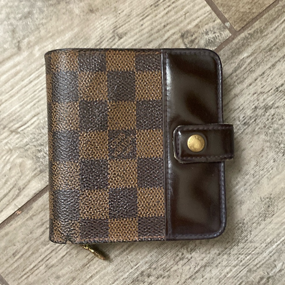 Louis Vuitton DAMIER EBENE Wallet zippy